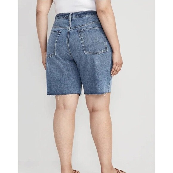 Old Navy High Waisted Shorts Slouchy Button-Fly Cut-Off Jean Shorts Size 26 NWTs - Picture 2 of 10